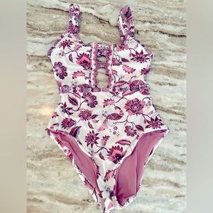 Lucky Brand One Piece Swimsuit Tie in Upper Back